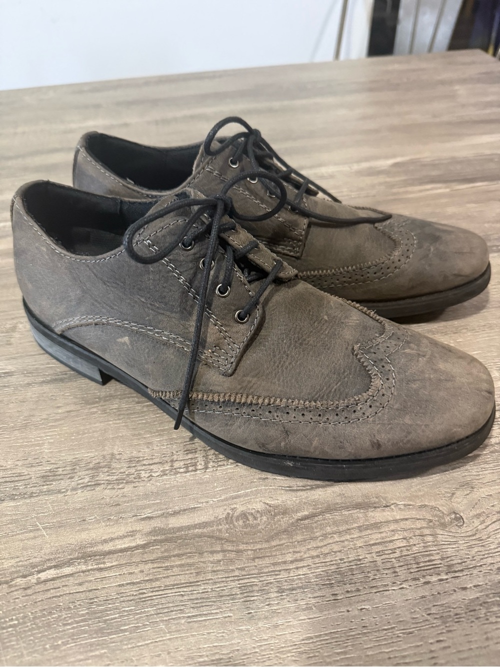 Bed|Stu Larino Wingtip Oxford Gray Suede Lace-Up Dress Shoes